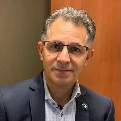authorPhoto